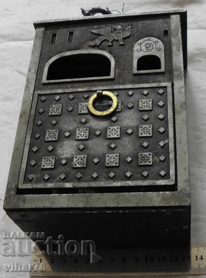 METAL HOUSE - 5 METAL HOUSE - 5