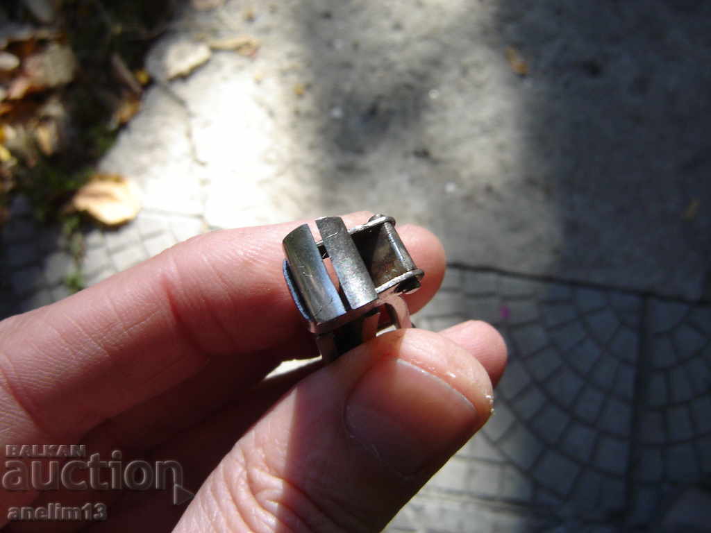 OLD OMEGA SOLINGEN JOSEPH FEIST NAIL CUTTER with price 35.00 BGN | € 17.90 OLD OMEGA SOLINGEN JOSEPH FEIST NAIL CUTTER with price 35.00 BGN | € 17.90