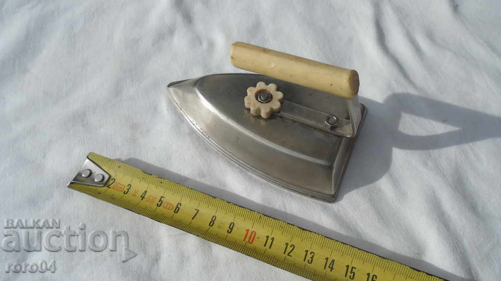 ΣΙΔΗΡΟΣ - ΜΕΤΑΛΛΟΣ - ΠΑΙΔΙΑ με τιμή 13.50 BGN | € 6.90 ΣΙΔΗΡΟΣ - ΜΕΤΑΛΛΟΣ - ΠΑΙΔΙΑ με τιμή 13.50 BGN | € 6.90