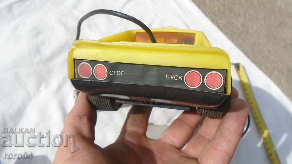 MAȘINĂ VECHIĂ RUSĂ MARE CU BATERII - 6