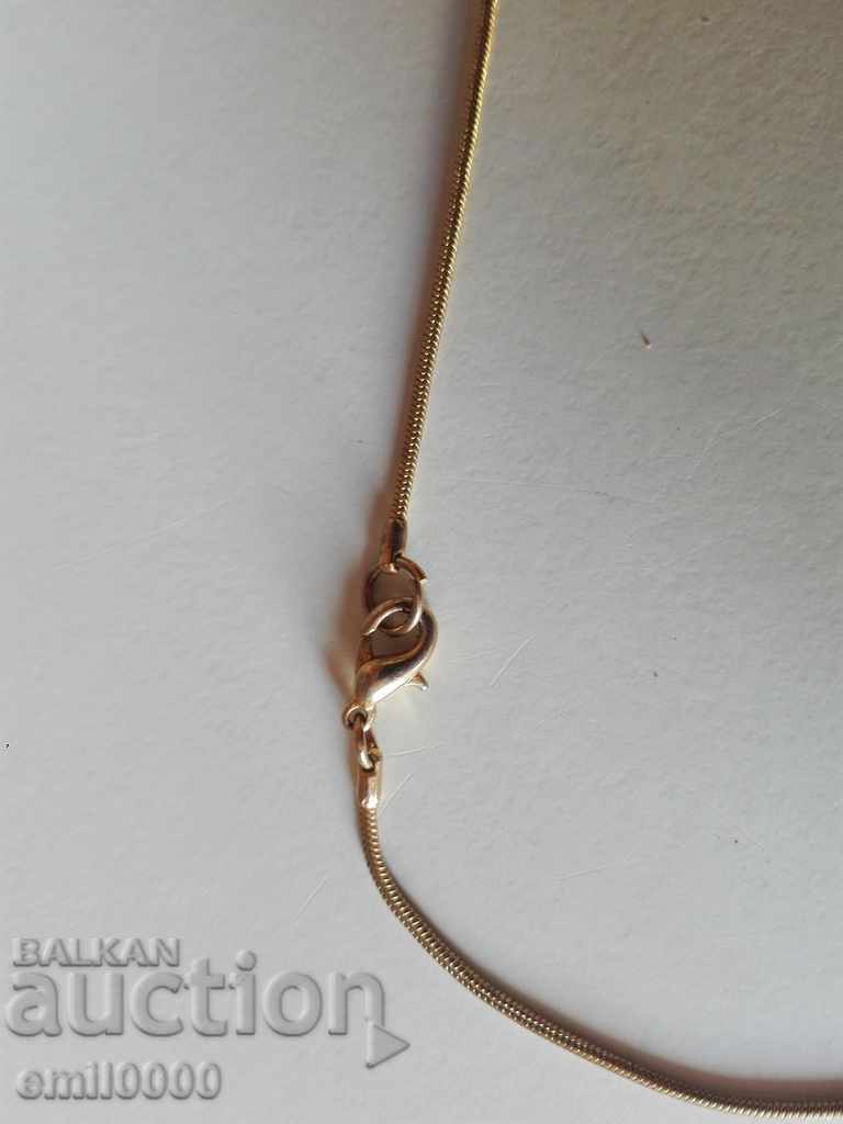 Δημοπρασία Δαντέλα, κολιέ. Δημοπρασία Δαντέλα, κολιέ.