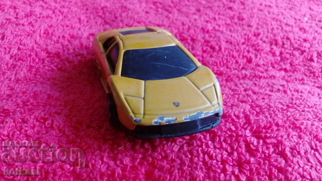 Auction Small old metal car China Lamborghini Maisto Auction Small old metal car China Lamborghini Maisto