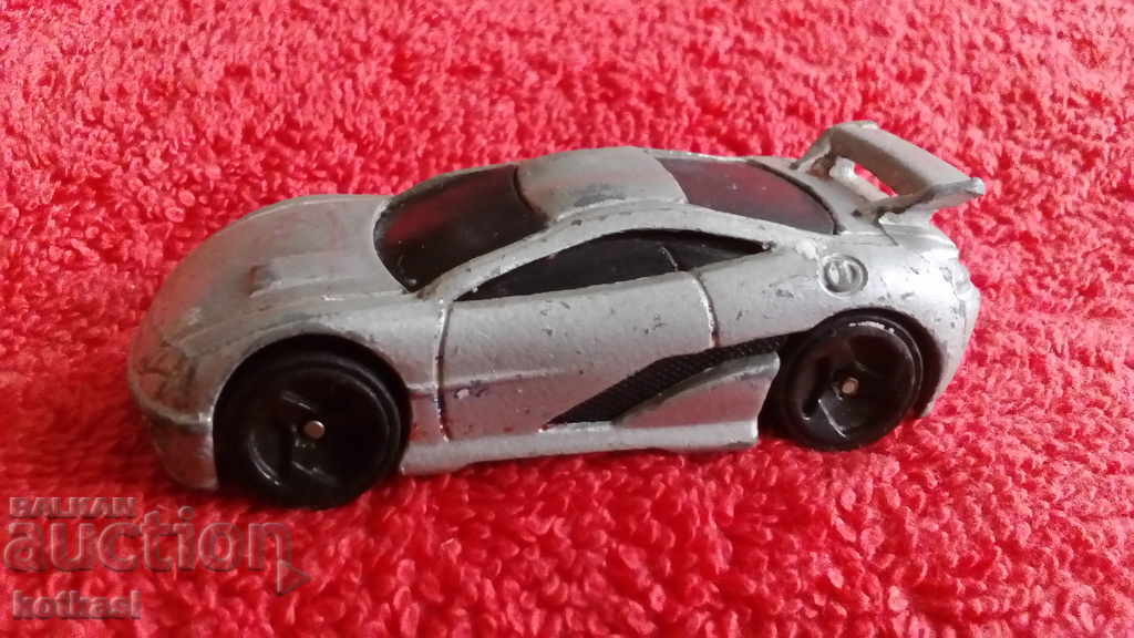 Μικρό παλιό μεταλλικό αυτοκίνητο Μαλαισία HOT WHEELS με τιμή 2.50 BGN | € 1.28