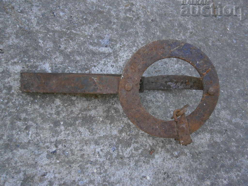 old forged trap for beaded golden ferrets WORKING - 7