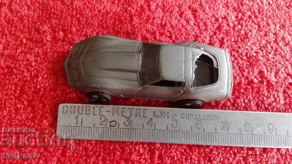Old small metal car Corvette China