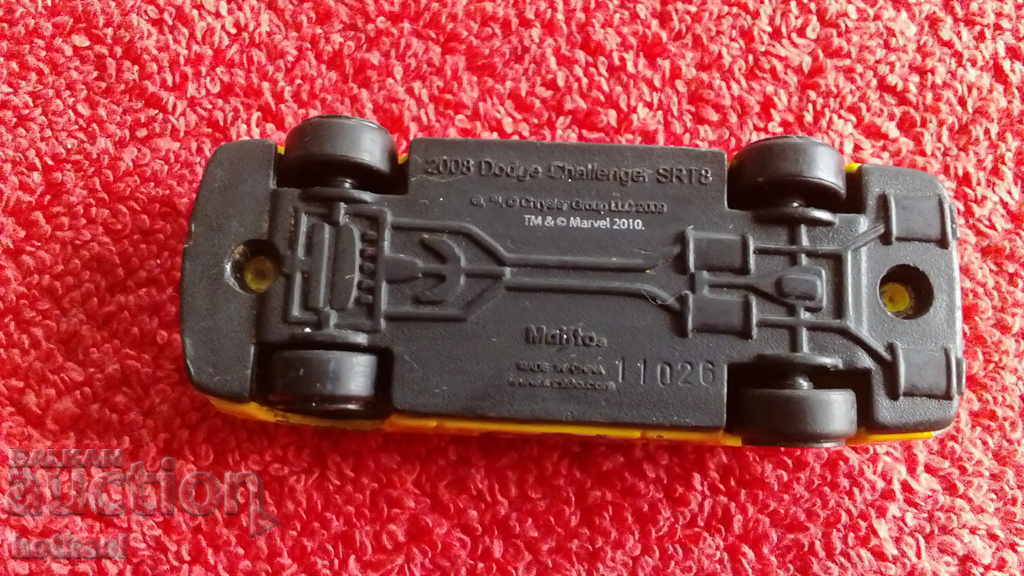 Old small metal car China Maisto Dodje - 6 Old small metal car China Maisto Dodje - 6