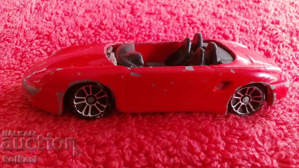 Παλιό μικρό μεταλλικό αυτοκίνητο China Maisto με τιμή 2.50 BGN | € 1.28