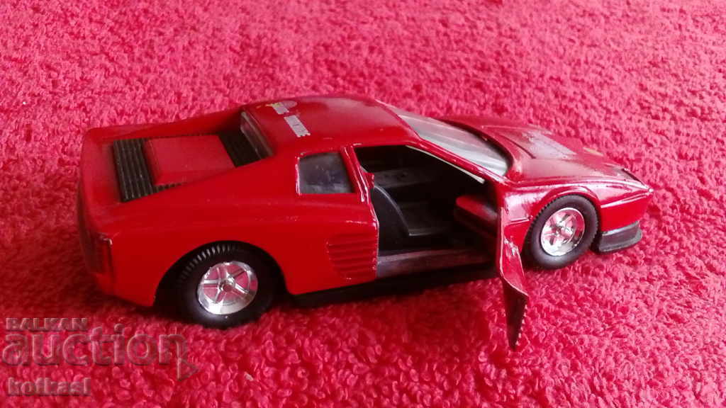 Delivery of Old metal car FERRARI Delivery of Old metal car FERRARI