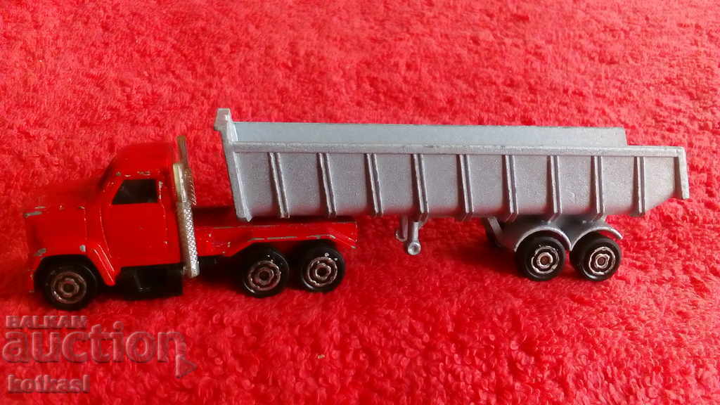 Metal Truck Tire Trailer 1/100 MAJORETTE with price 35.50 BGN | € 18.15 Metal Truck Tire Trailer 1/100 MAJORETTE with price 35.50 BGN | € 18.15