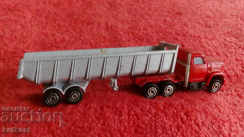 Delivery of Metal Truck Tire Trailer 1/100 MAJORETTE Delivery of Metal Truck Tire Trailer 1/100 MAJORETTE