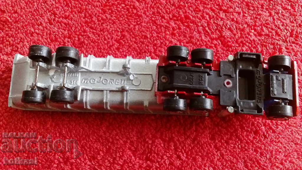 Metal Truck Tire Trailer 1/100 MAJORETTE - 6 Metal Truck Tire Trailer 1/100 MAJORETTE - 6