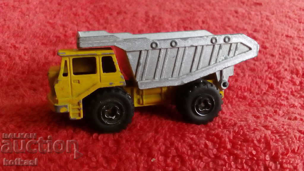 Old metal dump truck 1/100 MAJORETTE CARRIERE with price 15.50 BGN | € 7.93 Old metal dump truck 1/100 MAJORETTE CARRIERE with price 15.50 BGN | € 7.93