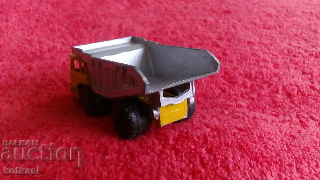 Old metal dump truck 1/100 MAJORETTE CARRIERE - 5 Old metal dump truck 1/100 MAJORETTE CARRIERE - 5
