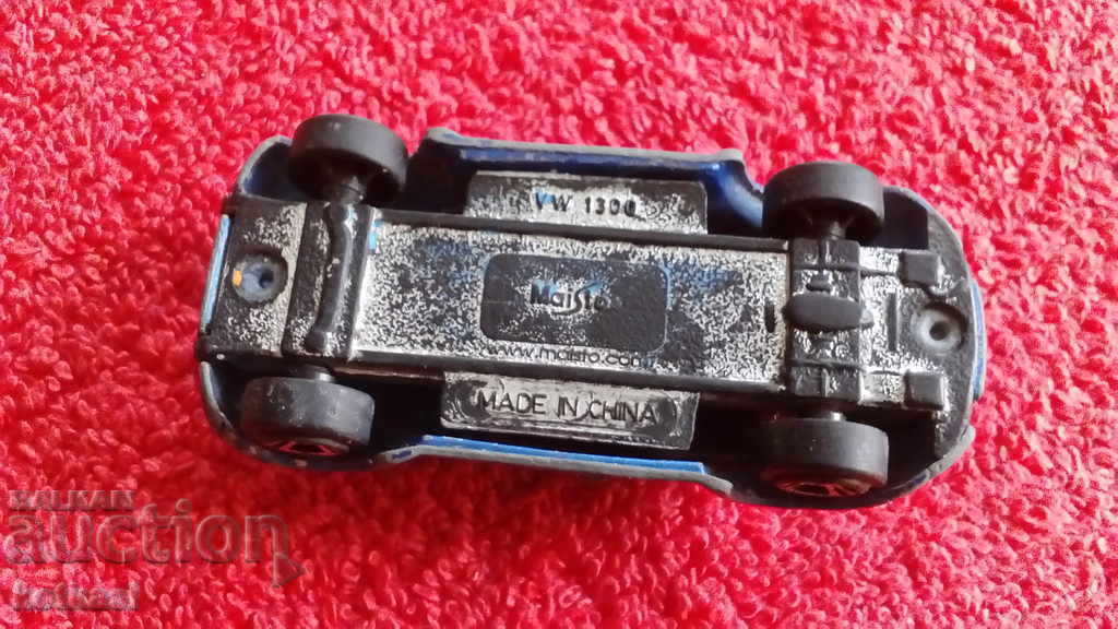 Old metal car Maisto VW 1300 - 6 Old metal car Maisto VW 1300 - 6