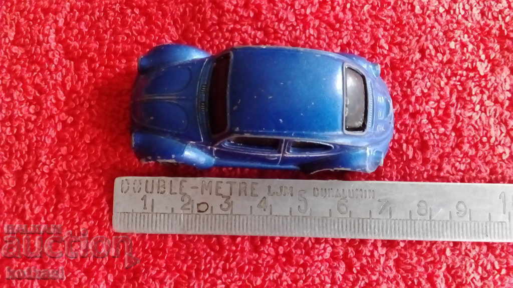 Old metal car Maisto VW 1300 Old metal car Maisto VW 1300