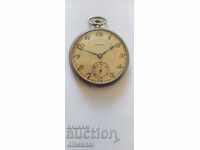 Favor pocket watch.