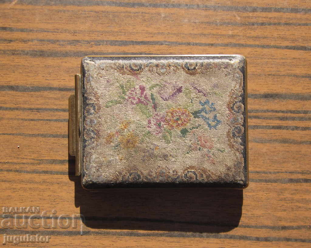 Antique old ladies' powder compact with embroidery with price € 5.00 | 9.78 BGN