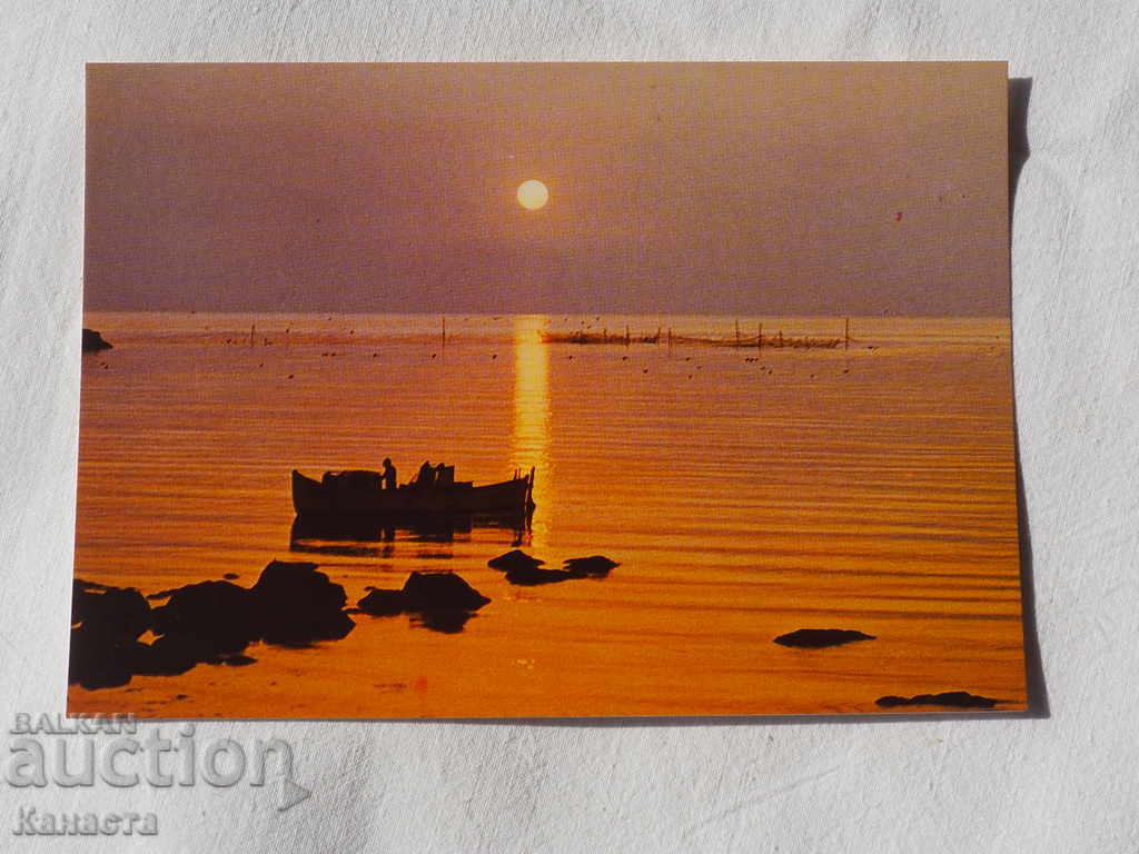Ηλιοβασίλεμα στην ακτή της Μαύρης Θάλασσας 1987 K 295