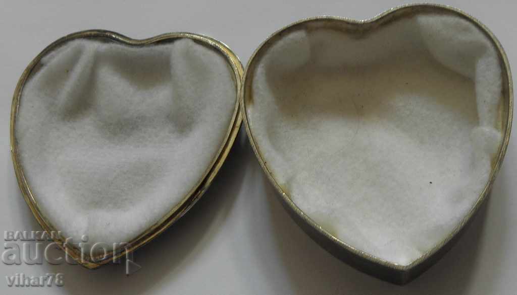 Livrarea JEWELERY BOX