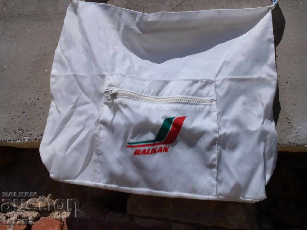 Παλιά τσάντα BGA Balkan, Βαλκανικό με τιμή 25.00 BGN | € 12.78