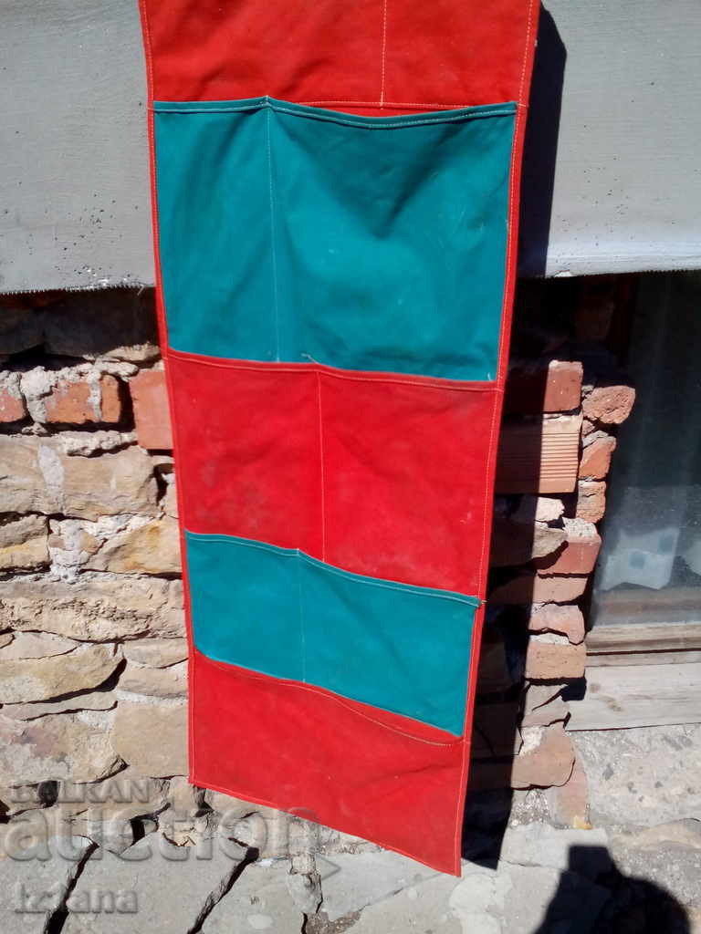 Auction Old tool case Auction Old tool case