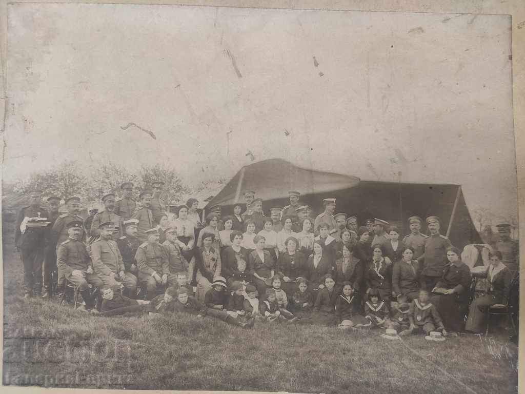 Large general photograph of military and women Burgas b. Тютюнджиев with price 29.00 BGN | € 14.83 Large general photograph of military and women Burgas b. Тютюнджиев with price 29.00 BGN | € 14.83