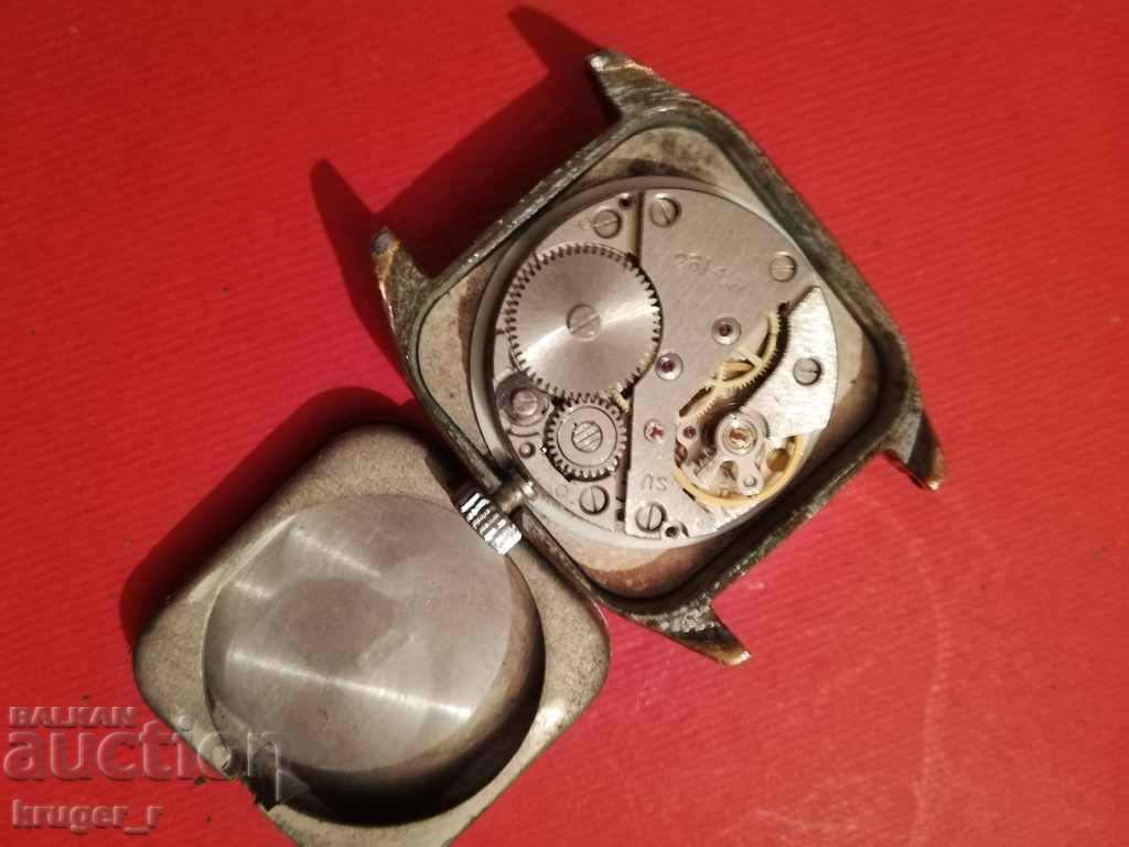 Delivery of Clock Rocket Delivery of Clock Rocket