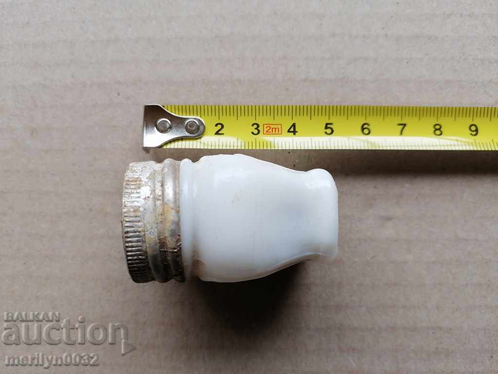 Auction White glass bottle for ointment beginning of the 20th century Kingdom of Bulgaria Auction White glass bottle for ointment beginning of the 20th century Kingdom of Bulgaria