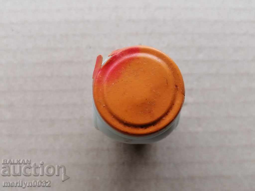 White glass bottle with ointment from the beginning of the 20th century Kingdom of Bulgaria - 6 White glass bottle with ointment from the beginning of the 20th century Kingdom of Bulgaria - 6