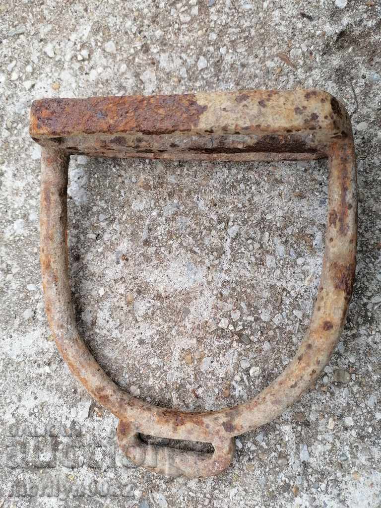 Strive for a cavalry horse with price 20.00 BGN | € 10.23 Strive for a cavalry horse with price 20.00 BGN | € 10.23