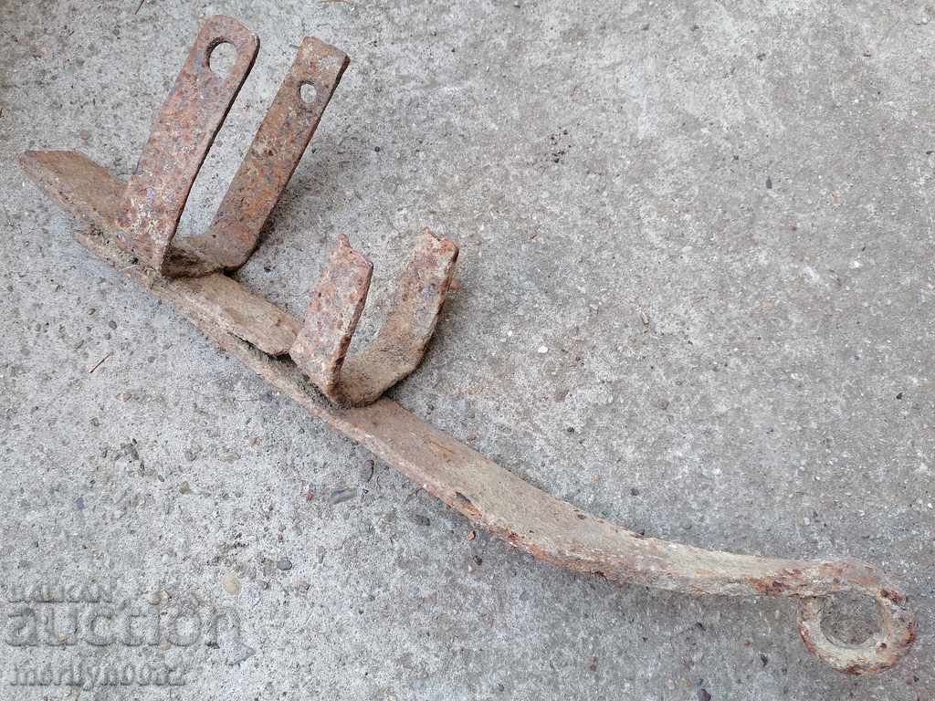 Auction Hand forged wagon brake, wrought iron Auction Hand forged wagon brake, wrought iron