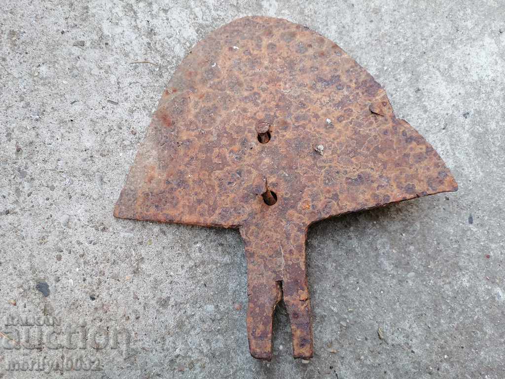 Old wrought iron plow, plow, solder wrought iron - 6 Old wrought iron plow, plow, solder wrought iron - 6