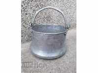 Παλιό καζάνι χάλκινο χάλκινο κονσερβοποιημένο νόμισμα