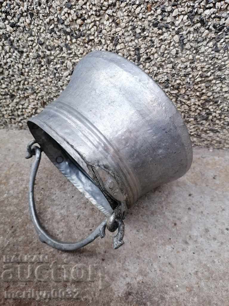 Old copper cauldron, copper, cauldron, forged vessel with price 89.00 BGN | € 45.50 Old copper cauldron, copper, cauldron, forged vessel with price 89.00 BGN | € 45.50