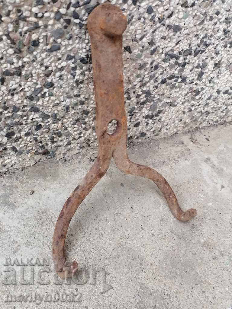 Δημοπρασία Εργαλείο αντίκες από σφυρήλατο σίδερο Δημοπρασία Εργαλείο αντίκες από σφυρήλατο σίδερο