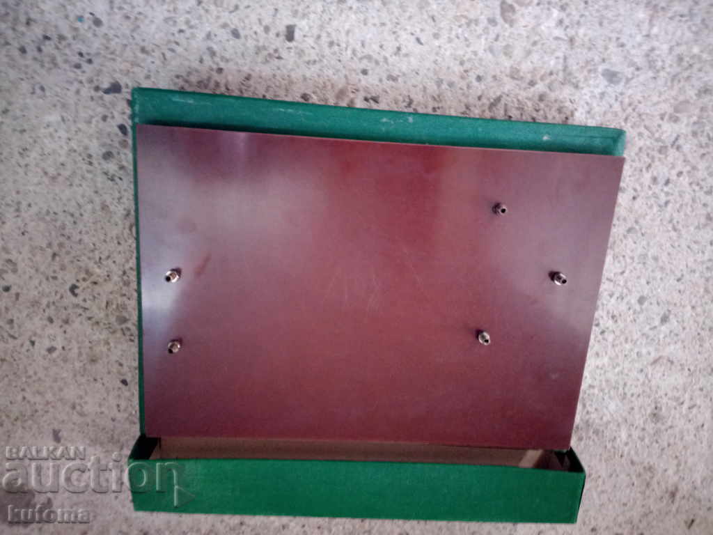 Physics device with price 24.99 BGN | € 12.78