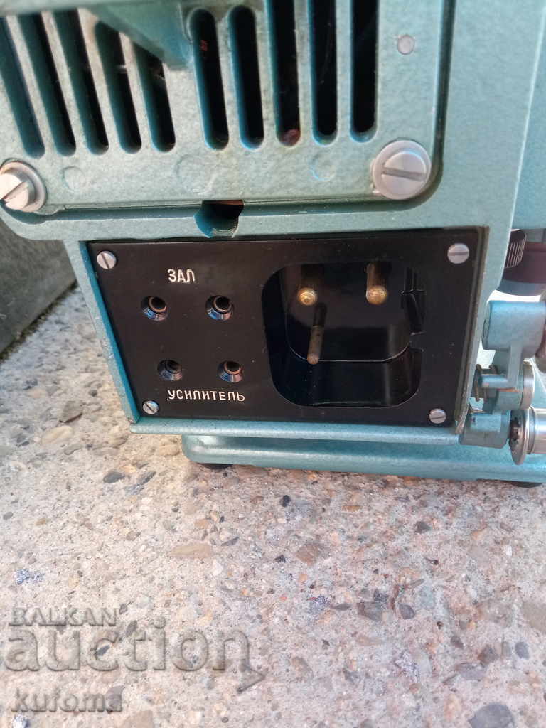 Old movie camera Ukraine - 7