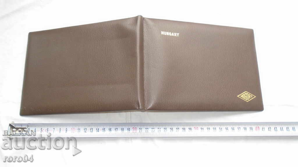 ΜΟΥΣΕΙΟ ΑΛΜΠΟΥΜ ΤΩΝ ΚΑΛΥΤΕΡΩΝ ΟΥΓΓΑΡΙΚΩΝ ΓΡΑΦΙΚΩΝ