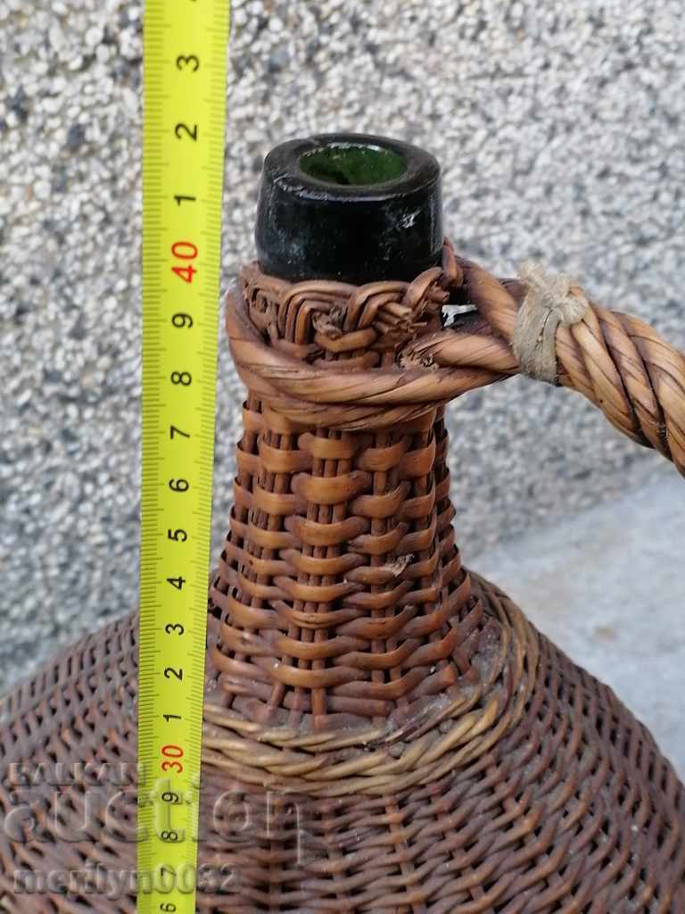 An old wallet, a bottle, a bottle - 7 An old wallet, a bottle, a bottle - 7