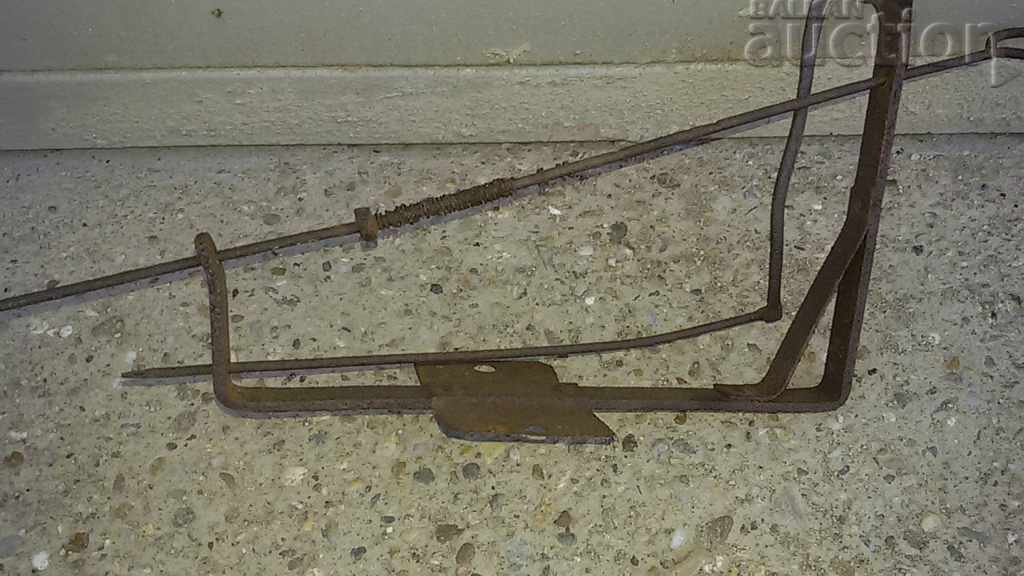 aparat antic de fier - 6 aparat antic de fier - 6