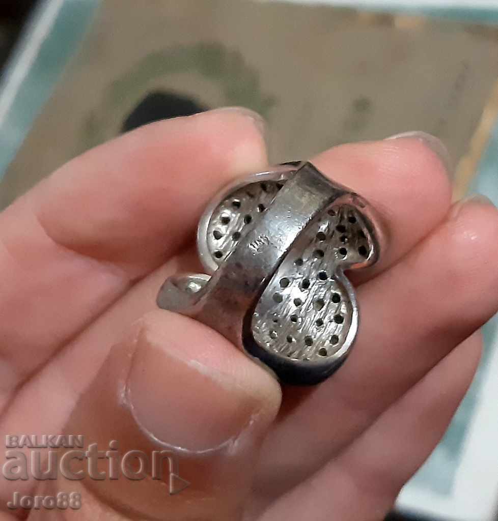 Massive silver women's ring with stones! - 6