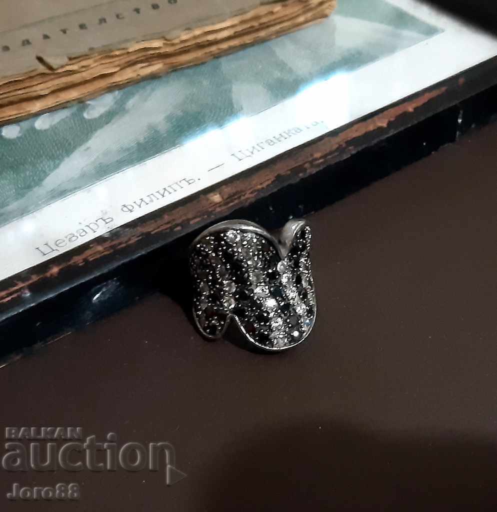 Massive silver women's ring with stones! - 7