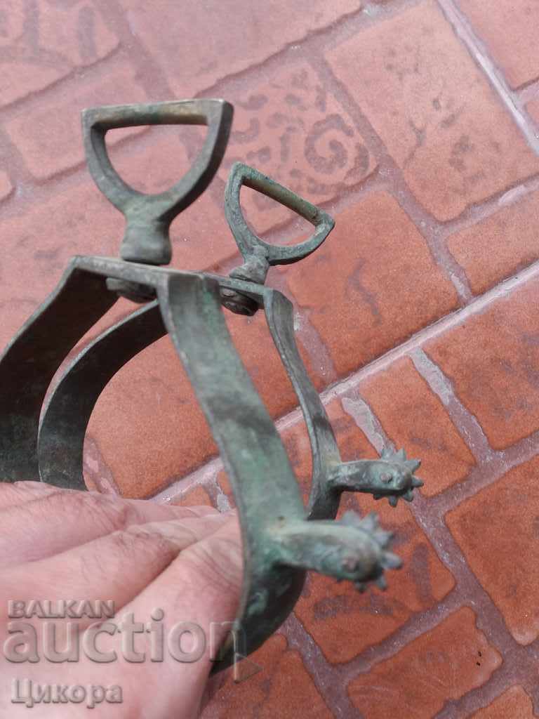 Livrarea VECHI BRONZ SPOURES STIPPER CON Livrarea VECHI BRONZ SPOURES STIPPER CON