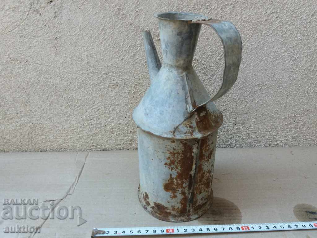 Delivery of MASSIVE METAL KETTLE, JUG FOR LIQUIDS, TEA, SYRUP Delivery of MASSIVE METAL KETTLE, JUG FOR LIQUIDS, TEA, SYRUP