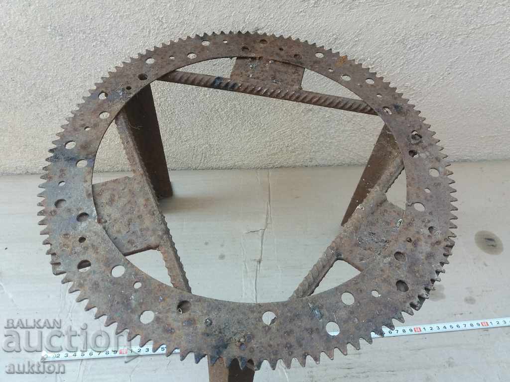 MASSIVE WROUGHT PYRUSTY, SAGER, COPPER, FIREPLACE with price 14.99 BGN | € 7.66 MASSIVE WROUGHT PYRUSTY, SAGER, COPPER, FIREPLACE with price 14.99 BGN | € 7.66