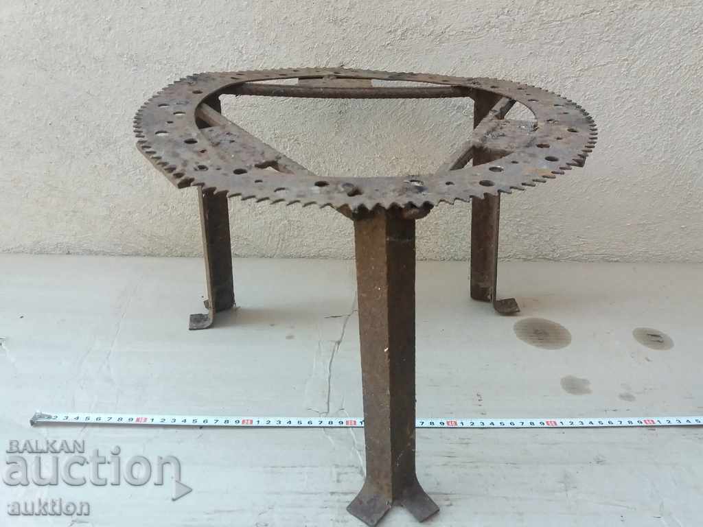 Auction MASSIVE WROUGHT PYRUSTY, SAGER, COPPER, FIREPLACE Auction MASSIVE WROUGHT PYRUSTY, SAGER, COPPER, FIREPLACE