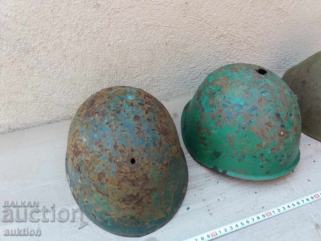 Auction LOT OF THREE MILITARY HELMETS - BA Auction LOT OF THREE MILITARY HELMETS - BA