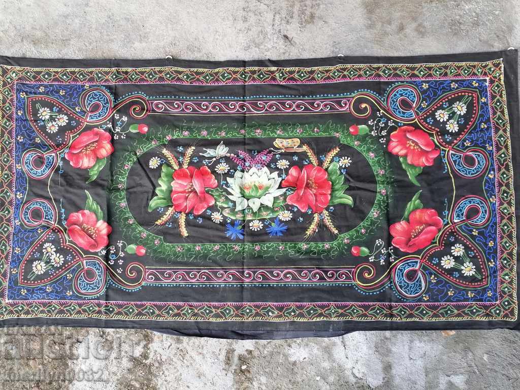 Hand-painted carpet for wall tablecloth patterned carpet with price 68.00 BGN | € 34.77 Hand-painted carpet for wall tablecloth patterned carpet with price 68.00 BGN | € 34.77