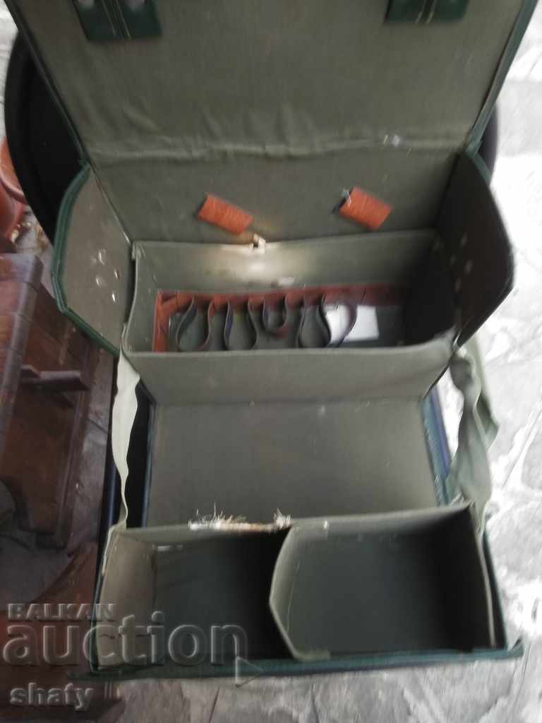 Δημοπρασία Μια παλιά ιατρική τσάντα.