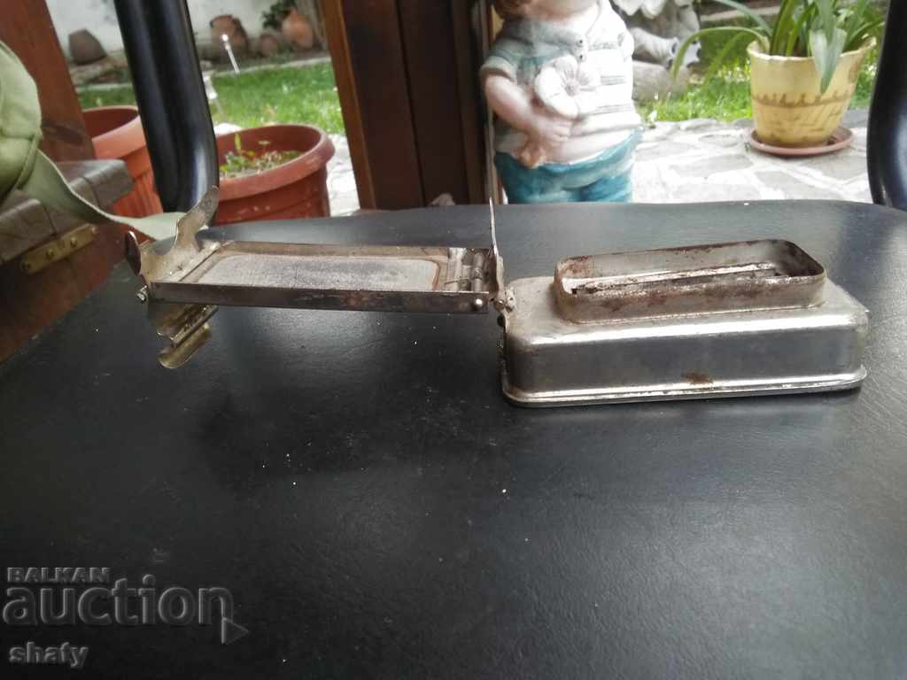 An old medical alcohol. with price 50.00 BGN | € 25.56 An old medical alcohol. with price 50.00 BGN | € 25.56